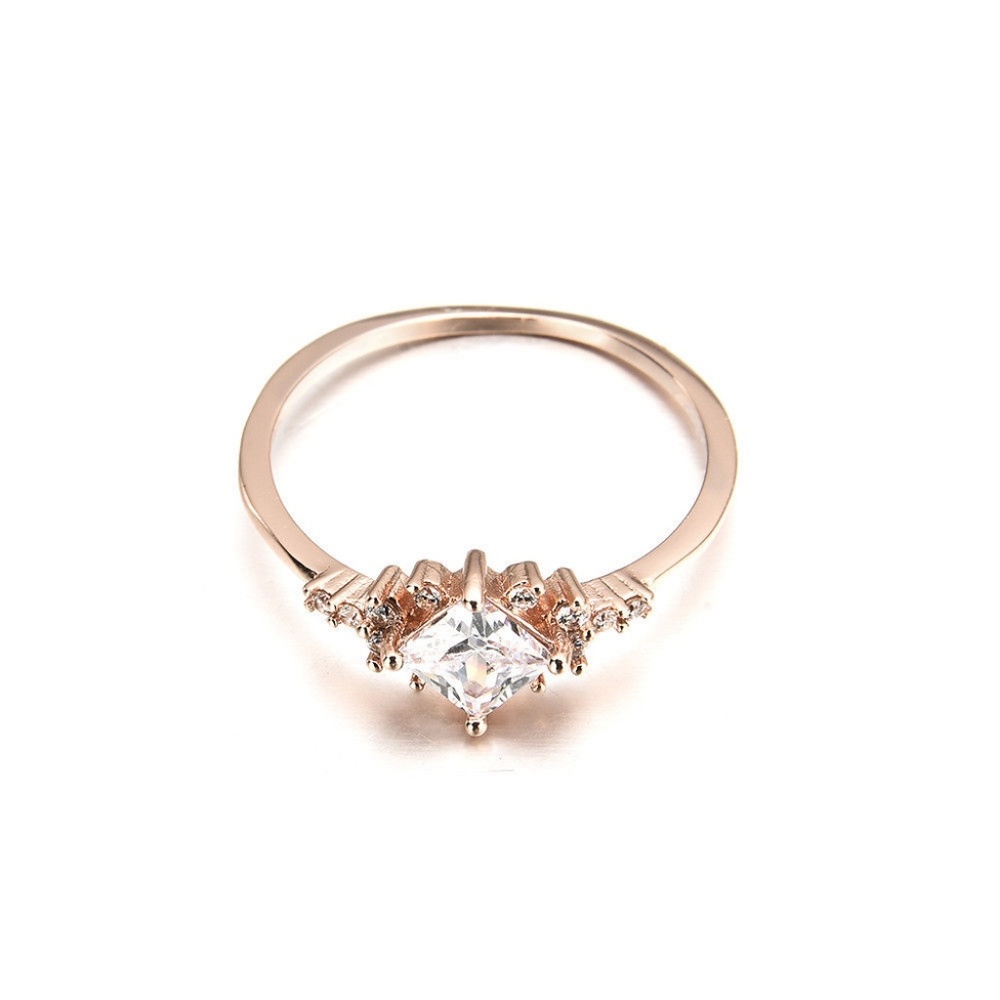 Dazzling Princess Cut White Sapphire 18K Gold Ring - Picture 3 of 6